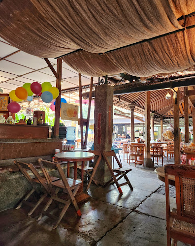 Toko You - Gastronomi dan perhotelan