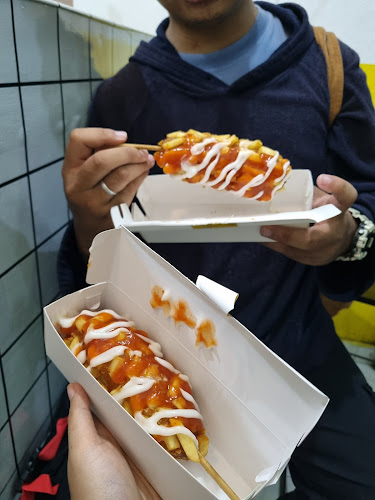 Opinii despre Corn dog & churros, Namjajan Snack Bar în Kota Denpasar - Gastronomi dan perhotelan