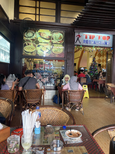 Jl. Jend. Ahmad Yani No.92 A-B, Kesawan, Kec. Medan Bar., Kota Medan, Sumatera Utara 20212