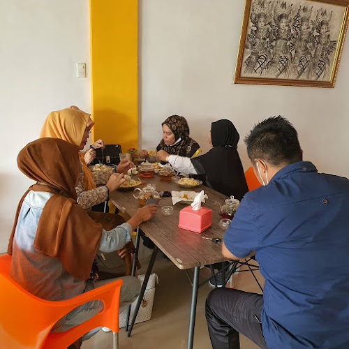 Opinii despre SIMPEL CAFE în Kota Tebing Tinggi - Gastronomi dan perhotelan