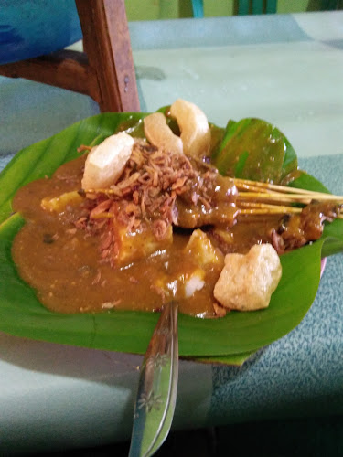 W9MR+MWC, Jl. Jend. Sudirman, Pelayang Raya, Kec. Sungai Penuh, Kota Sungai Penuh, Jambi 37111