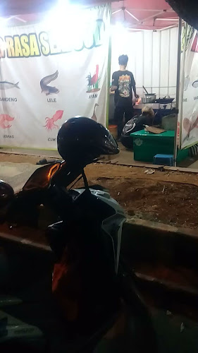 Jl. Ki Hajar Dewantara No.3-9, Jebres, Kec. Jebres, Kota Surakarta, Jawa Tengah 57126