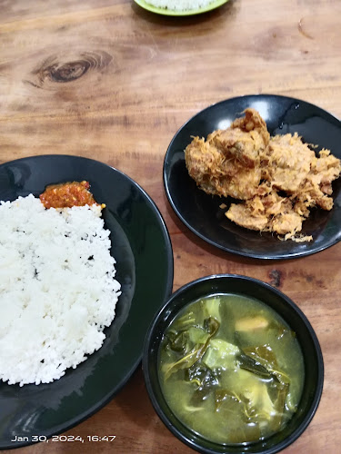 Rumah Makan Goyang Lidah