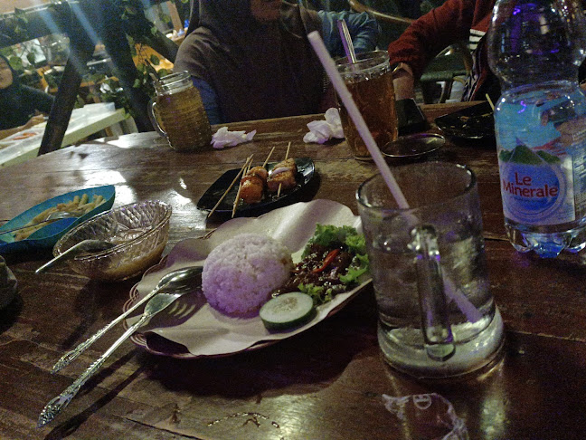 CRCF+7XM, Baluwarti, Kec. Ps. Kliwon, Kota Surakarta, Jawa Tengah 57144