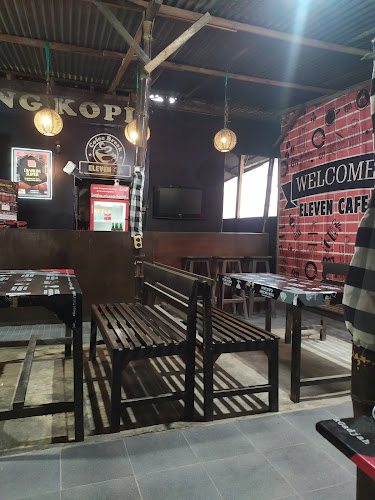Eleven Cafe - Surabaya