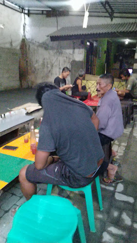 Comentarii opinii despre Cafe Tuak Elizabeth