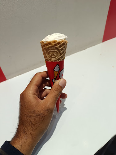 Opinii despre Mixue the park kendari în Kota Kendari - Gastronomi dan perhotelan