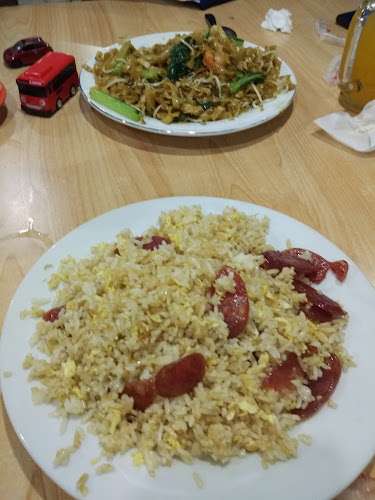 Kafe Biru - Gastronomi dan perhotelan