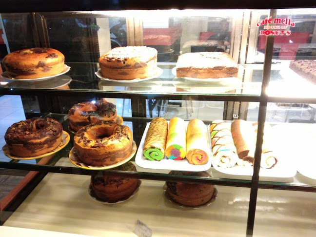Opinii despre Cafe Mella în Kota Makassar - Gastronomi dan perhotelan