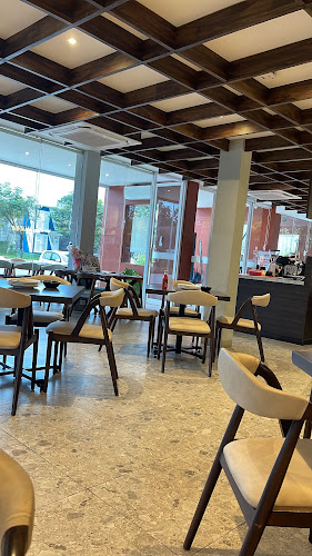 The Symphony Kavling Komersial.1, Jl. Raya Puspitek No.Raya, Buaran, Kec. Serpong, Kota Tangerang Selatan, Banten 15316