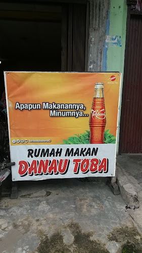 Opinii despre RUMAH MAKAN DANAU TOBA în Kota Binjai - Gastronomi dan perhotelan