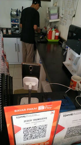 Cafe ZEGER! - Kota Pasuruan