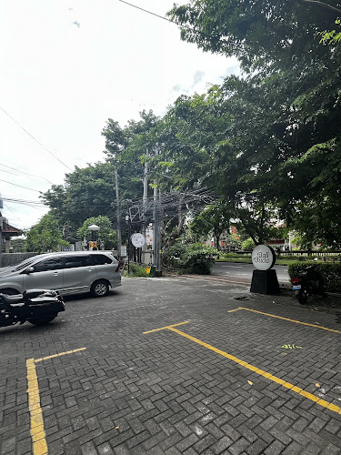 Comentarii opinii despre Bali Buda Renon