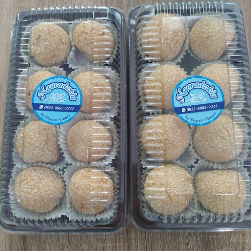 Opinii despre Nauradzkia Cake n' Cookies în Kota Depok - Gastronomi dan perhotelan