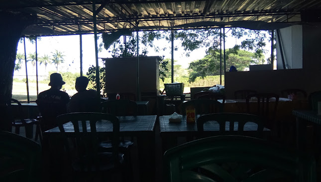 2G86+429, Jl. Jend. Ahmad Yani, Pondambea, Kec. Kadia, Kota Kendari, Sulawesi Tenggara 93111