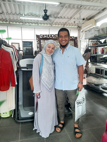 Pasar Amal Masjid Raya Bintaro - Kota Tangerang Selatan