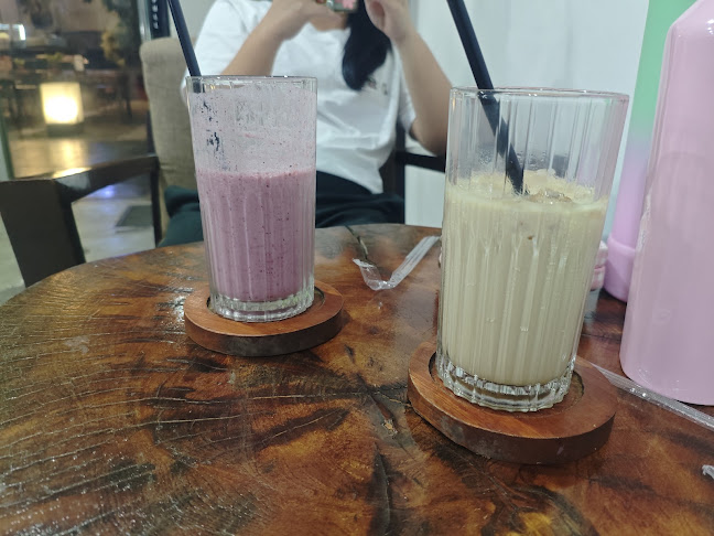 Opinii despre Serona Coffee Bintaro în Kota Tangerang Selatan - Gastronomi dan perhotelan