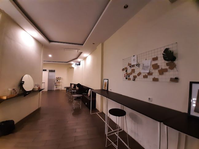 Jl. Mahmud No.20, Pamoyanan, Kec. Cicendo, Kota Bandung, Jawa Barat 40173