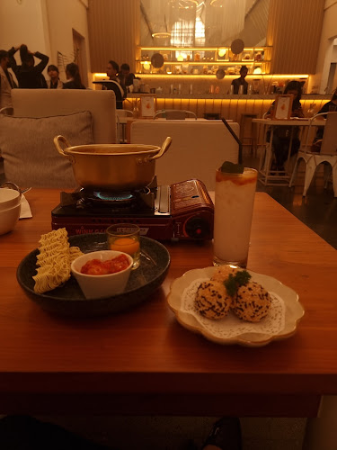 BOJA Eatery & Bar Bandung - Gastronomi dan perhotelan