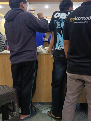 Comentarii opinii despre Pempek Edy