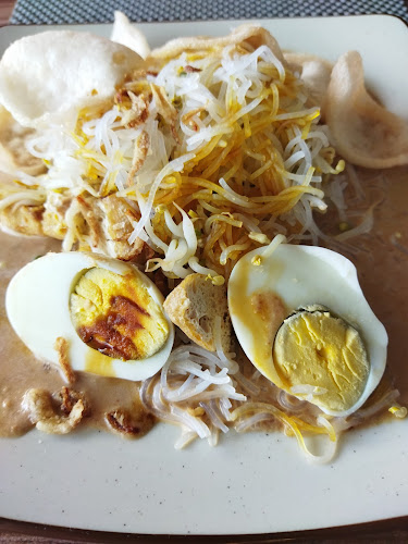 Opinii despre Ketoprak Siram Rawamangun în Kota Bukittinggi - Gastronomi dan perhotelan