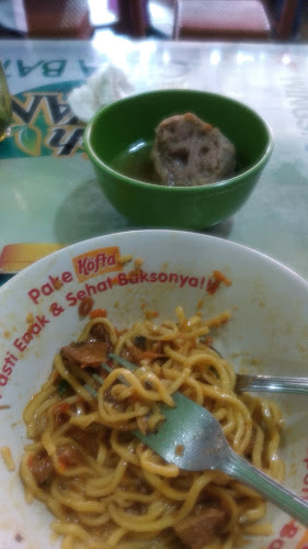 Opinii despre Mie Ayam Bakso Sabar Menanti 2 în Kota Bandar Lampung - Gastronomi dan perhotelan