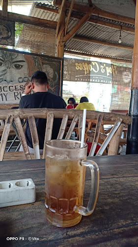 Hog's Coffee - Gastronomi dan perhotelan