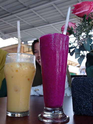 Discovery Cafe & Resto - Gastronomi dan perhotelan