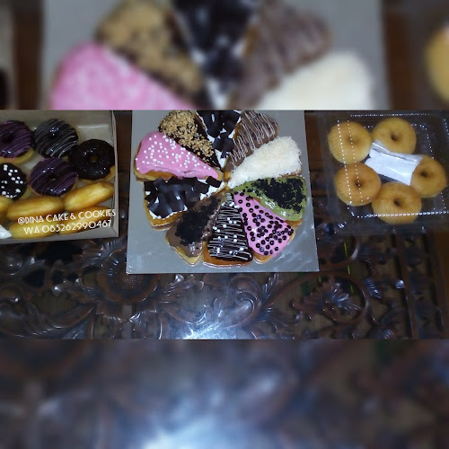 Comentarii opinii despre Dina Cake & Cookies