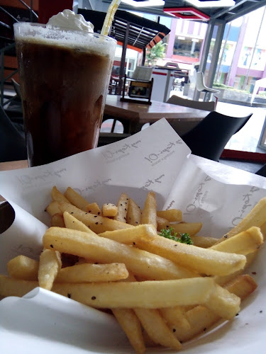 Jl. Adityawarman No.Town Square Plaza Level unit P 87 - 88, JL. Adityawarman, No. 55, Sawunggaling, Kec. Wonokromo, Surabaya, Jawa Timur 60242