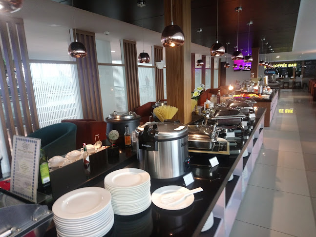 Comentarii opinii despre SAPHIRE BLUE SKY LOUNGE