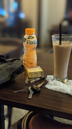 Opinii despre Migunani Cafe în Kota Samarinda - Gastronomi dan perhotelan