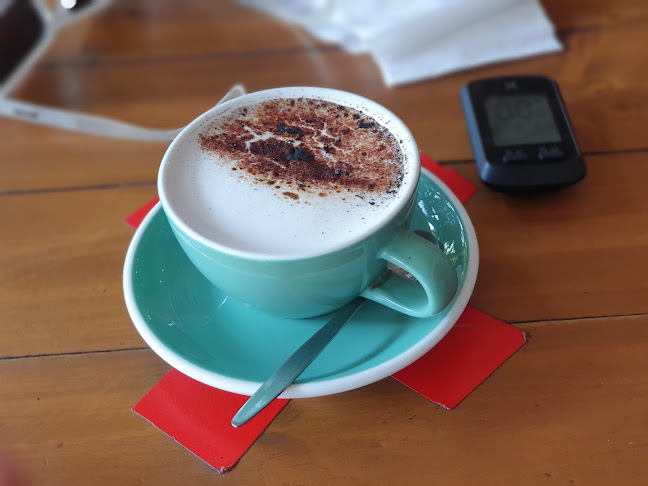 Comentarii opinii despre Locaāhands - Food & Coffee