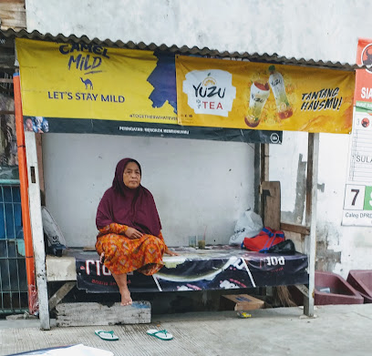 Warkop belakang masjid