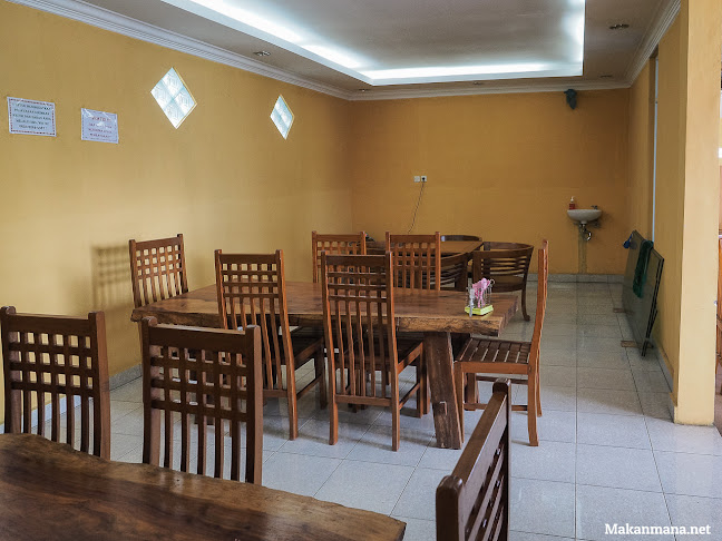 Comentarii opinii despre RUMAH MAKAN "PADANG LAWAS"