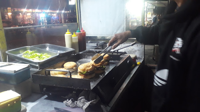 Opinii despre Burger Mecdy's Burger enak Jaman dulu kekinian în Kota Yogyakarta - Gastronomi dan perhotelan