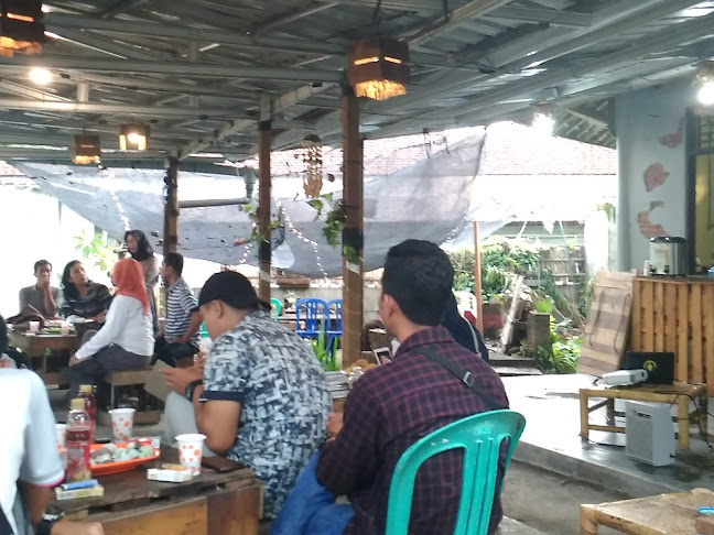 Jl. Amir Hamzah No.96Y, Mataram Tim., Kec. Mataram, Kota Mataram, Nusa Tenggara Bar. 83127