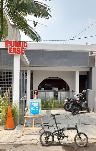 Comentarii opinii despre Public Ease