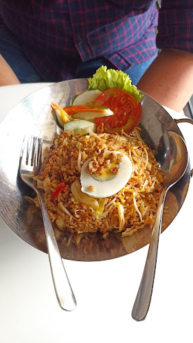 Comentarii opinii despre Wardhani Resto