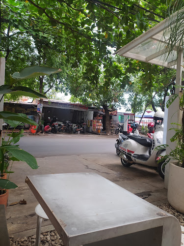 Jl. Anggrek Raya No.18, Paropo, Kec. Panakkukang, Kota Makassar, Sulawesi Selatan 90233