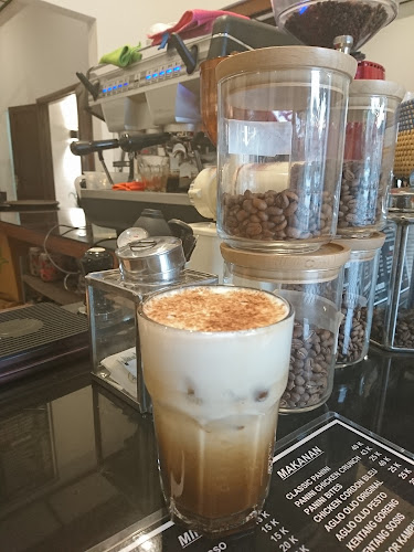 La Basil Koffie & Resto - Kota Bandung