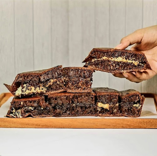 Martabak Hawaii Kaya Rasa Kuanino - Gastronomi dan perhotelan