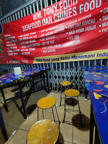 Opinii despre Tonyfood în Kota Tegal - Gastronomi dan perhotelan