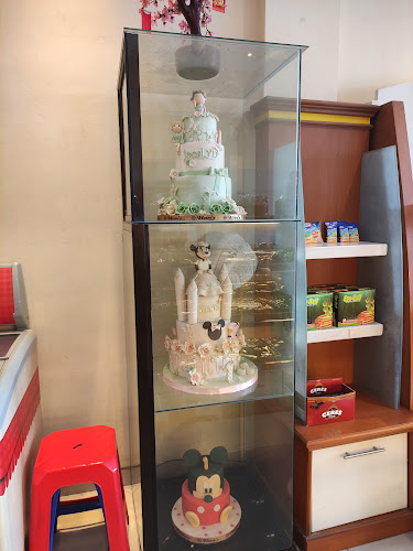 Jl. Ronggowarsito No.82, Keprabon, Kec. Banjarsari, Kota Surakarta, Jawa Tengah 57131