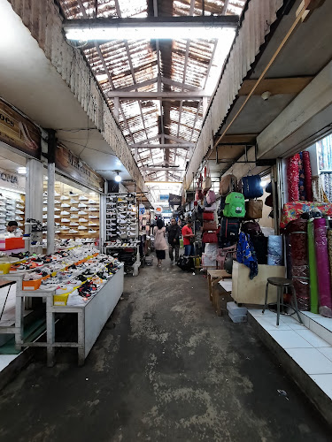 Jl. Dalem Kaum No.17, Balonggede, Kec. Regol, Kota Bandung, Jawa Barat 40251