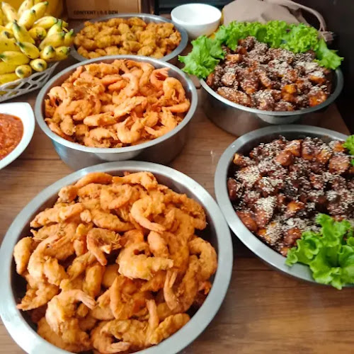 Opinii despre Prasmanan Hasrah Malik în Kota Parepare - Gastronomi dan perhotelan