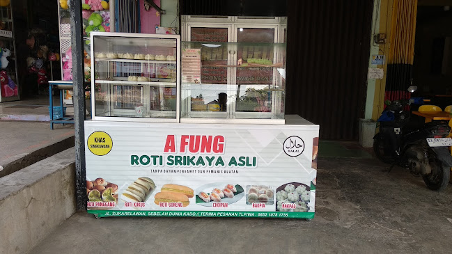 Opinii despre Roti Srikaya Asli 'A Fung' în Kota Banjar Baru - Gastronomi dan perhotelan