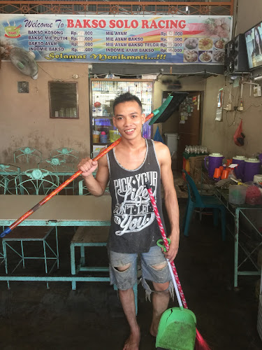Opinii despre Bakso Solo Racing în Kota Tanjung Balai - Gastronomi dan perhotelan