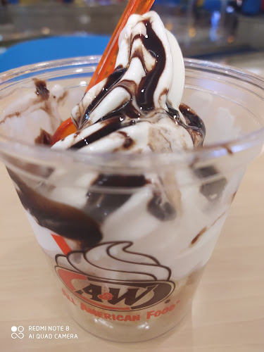 Opinii despre A&W Restoran - Galaxy Mall în Surabaya - Gastronomi dan perhotelan