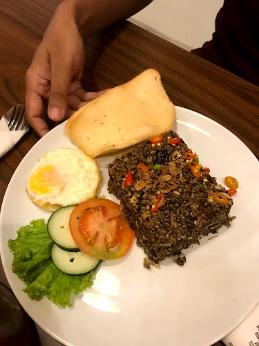 Opinii despre Loko Cafe - Semarang Tawang în Kota Semarang - Gastronomi dan perhotelan